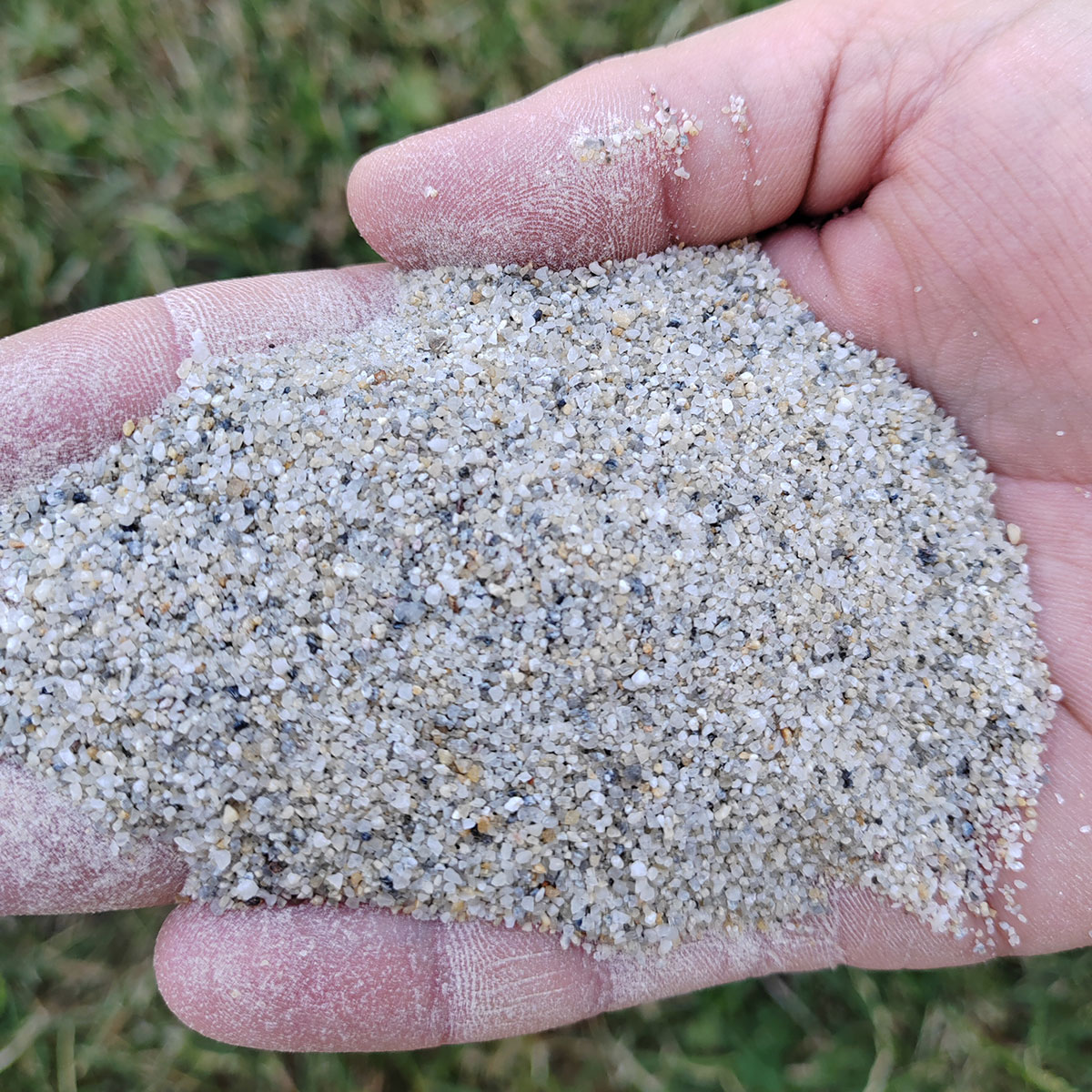 Pesak za peskarenje (od 0.8mm do 1.2mm) - pakovanje od 350kg