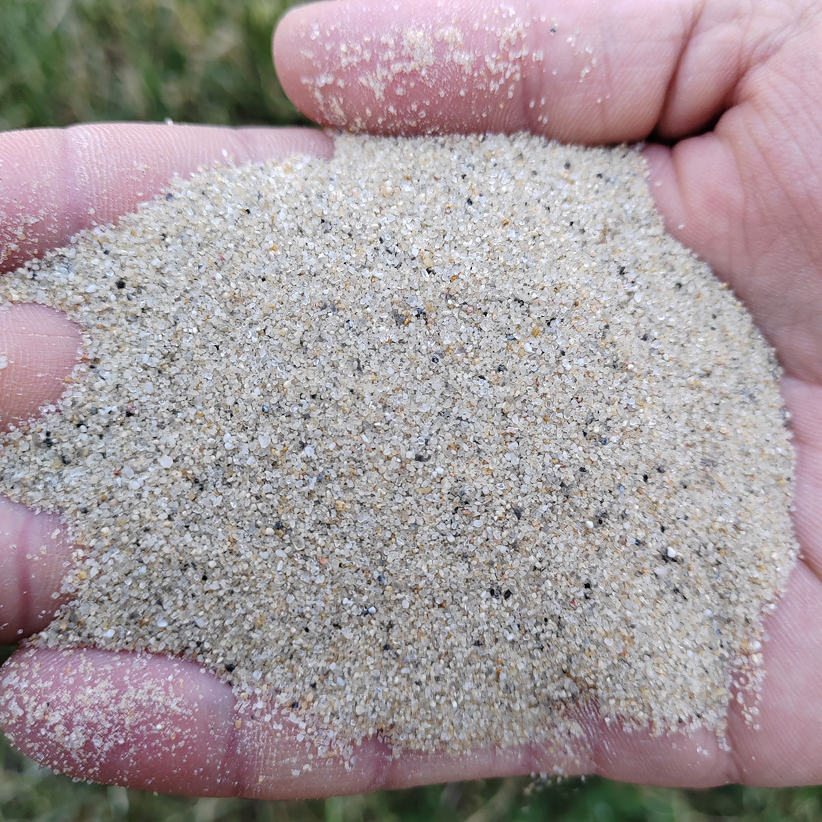 Pesak za peskarenje (od 0.3mm do 0.8mm) - pakovanje od 50kg